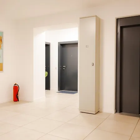 Apartment Deluxe Urban 17 - Free Parking